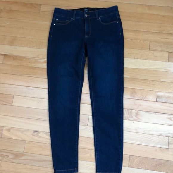 🔴 2 for $25 Jones New York skinny dark was size 6 - Picture 1 of 8